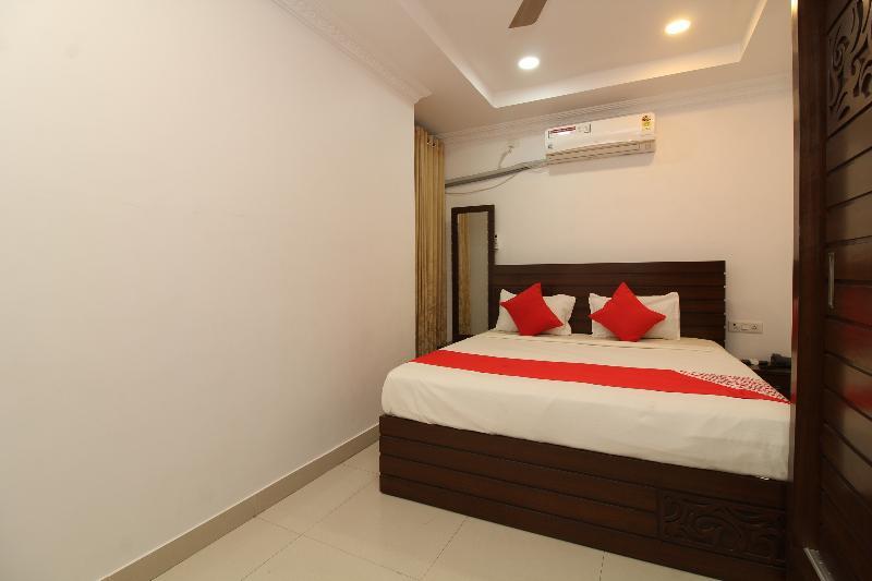 Oyo 37499 Saba Service Apartments Hajdarabad Zewnętrze zdjęcie